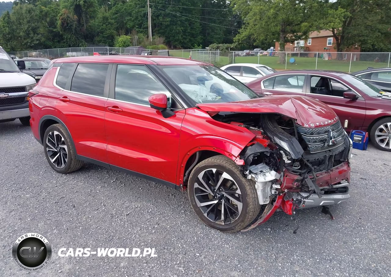 2023 Mitsubishi Outlander Se 2.5 2Wd – zdjęcie 1 z 17