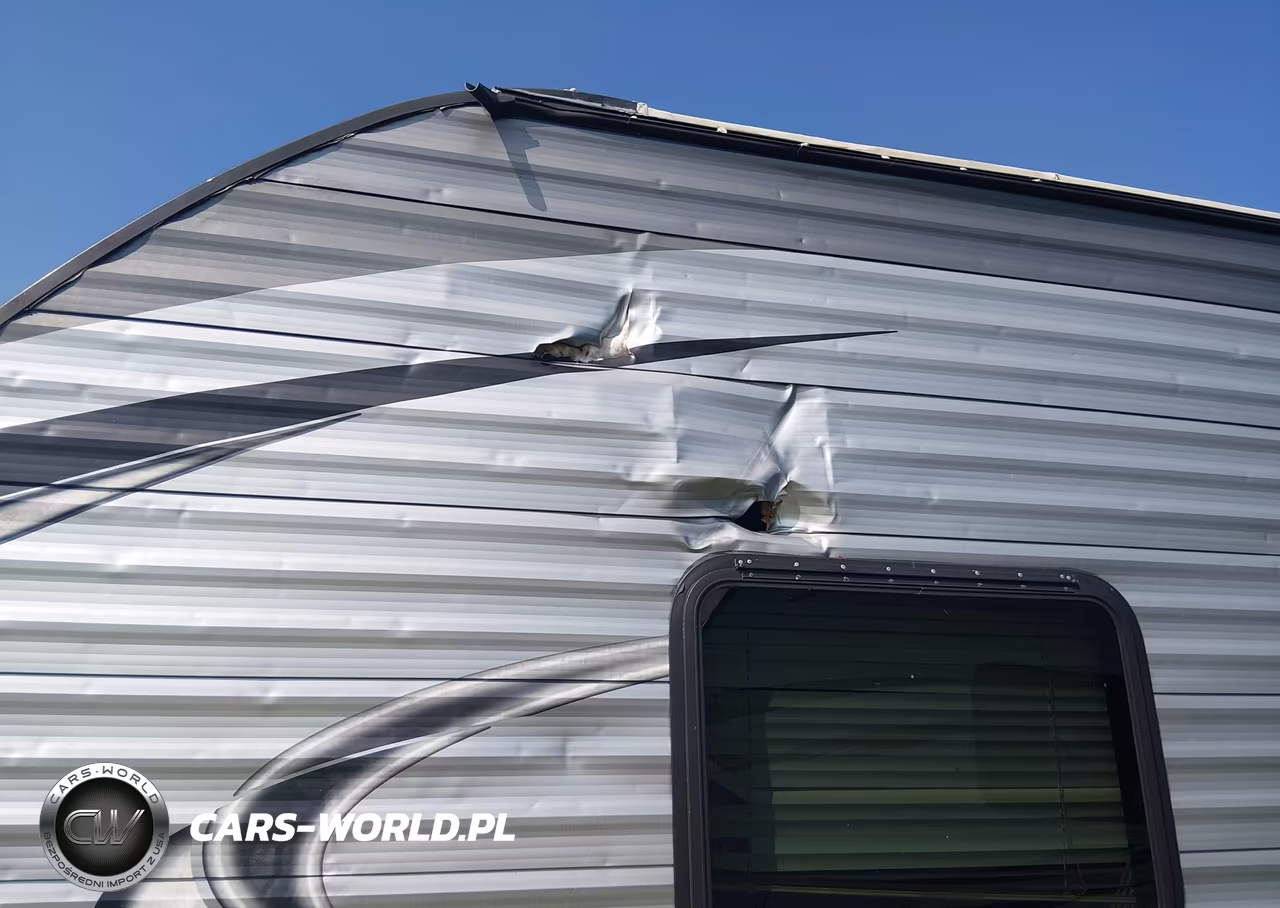 2017 Coachmen 293Rlds VIN:5ZT2CAXBXHT010489 - 6