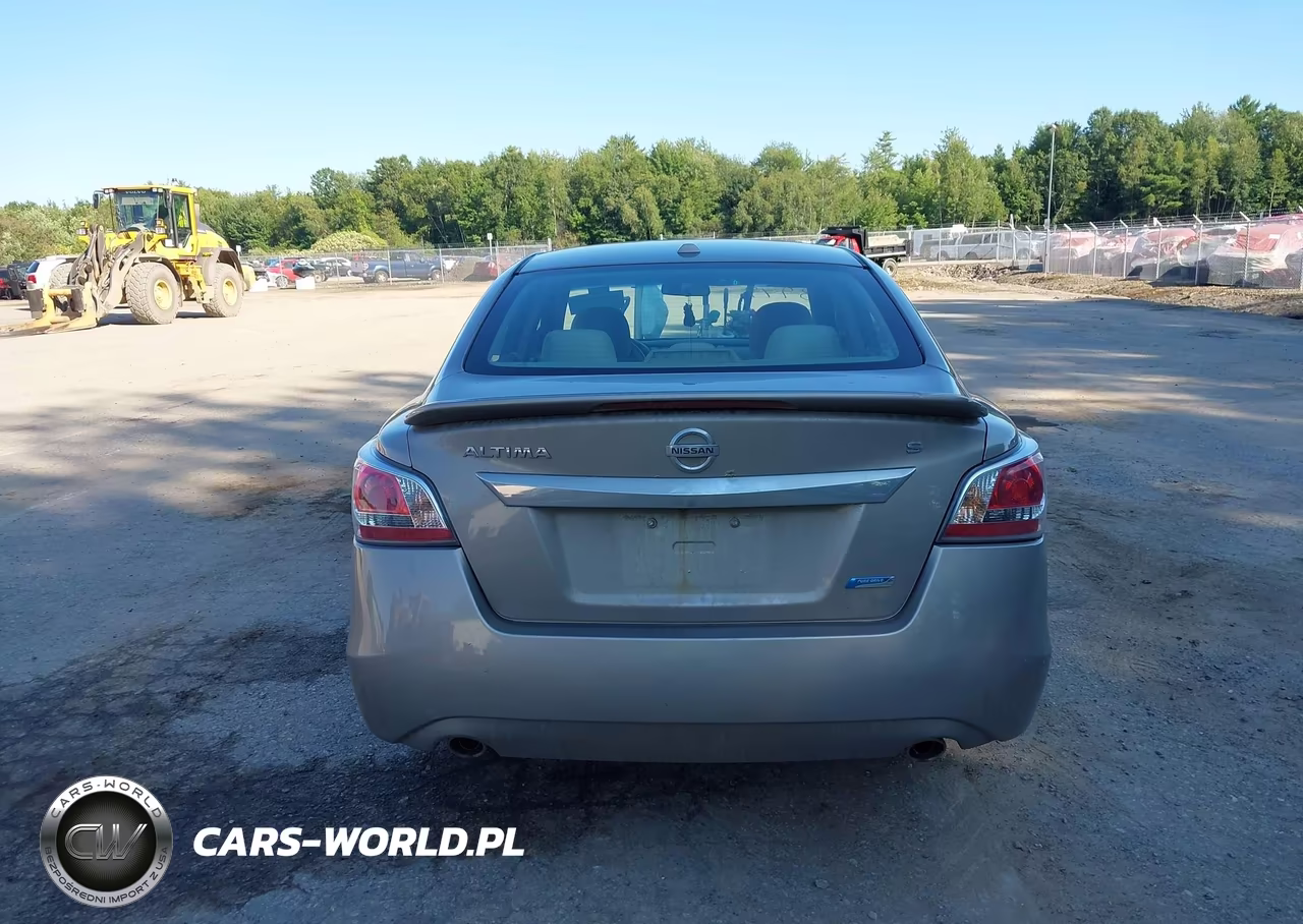 2014 Nissan Altima 2.5 S VIN:1N4AL3AP3EC153783 - 15
