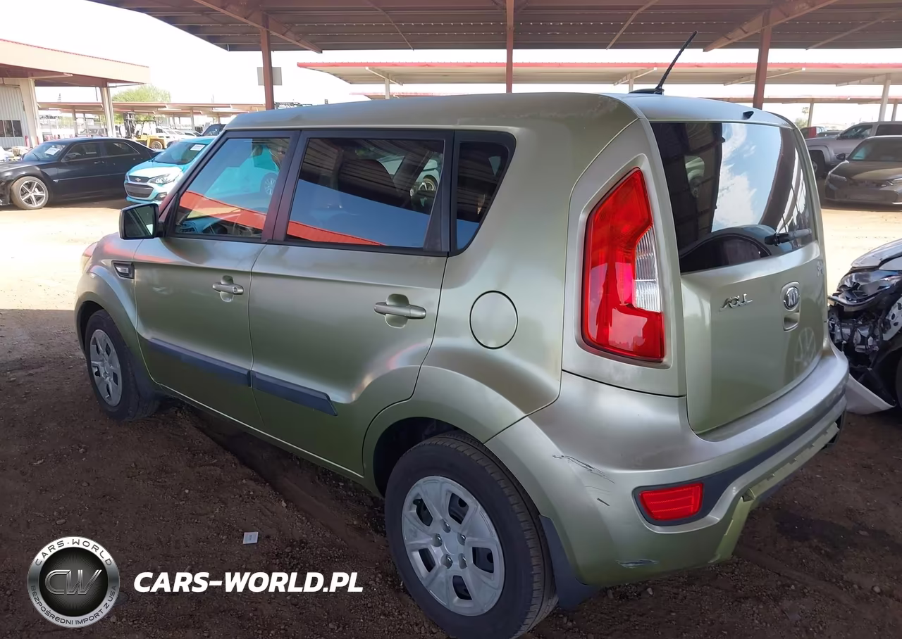 2013 Kia Soul VIN:KNDJT2A50D7534050 - 3