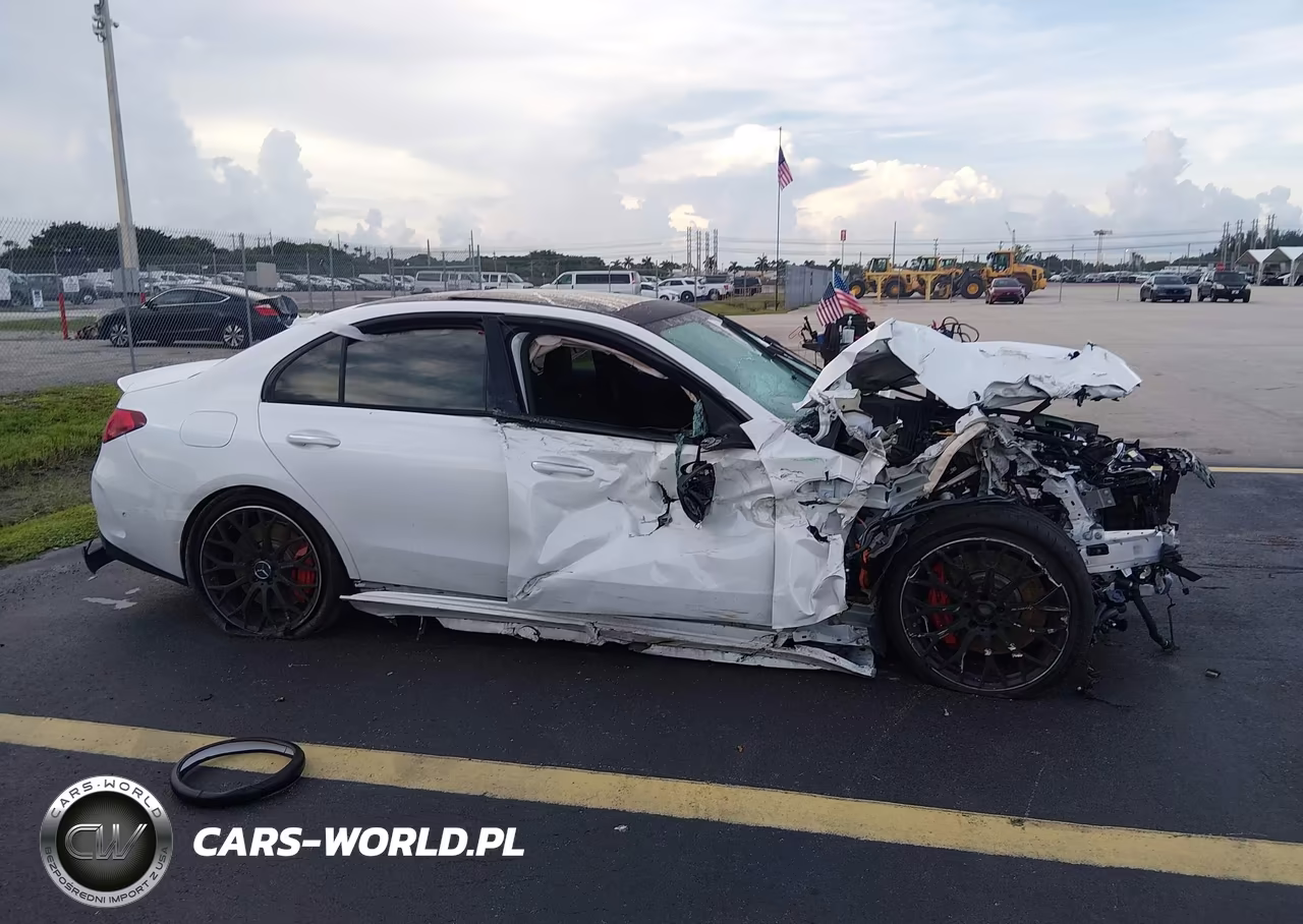 2026 Mercedes-Benz Amg C 63 S E Performance VIN:W1KAF8AB2TR310514 - 13