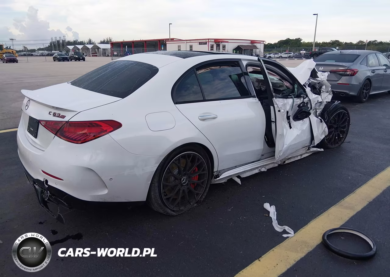 2026 Mercedes-Benz Amg C 63 S E Performance VIN:W1KAF8AB2TR310514 - 4