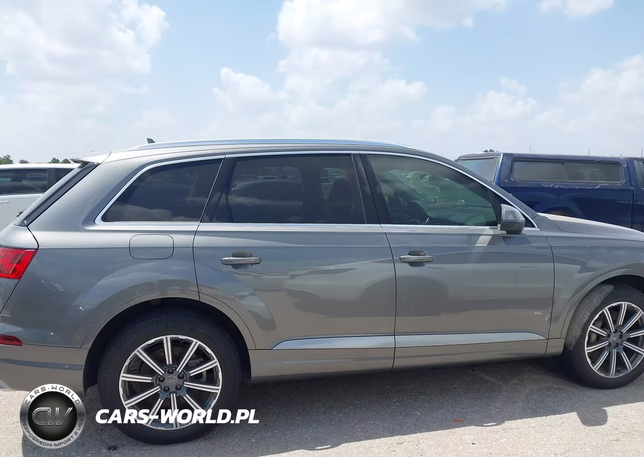 2017 Audi Q7 3.0T Premium VIN:WA1LAAF79HD016295 - 13