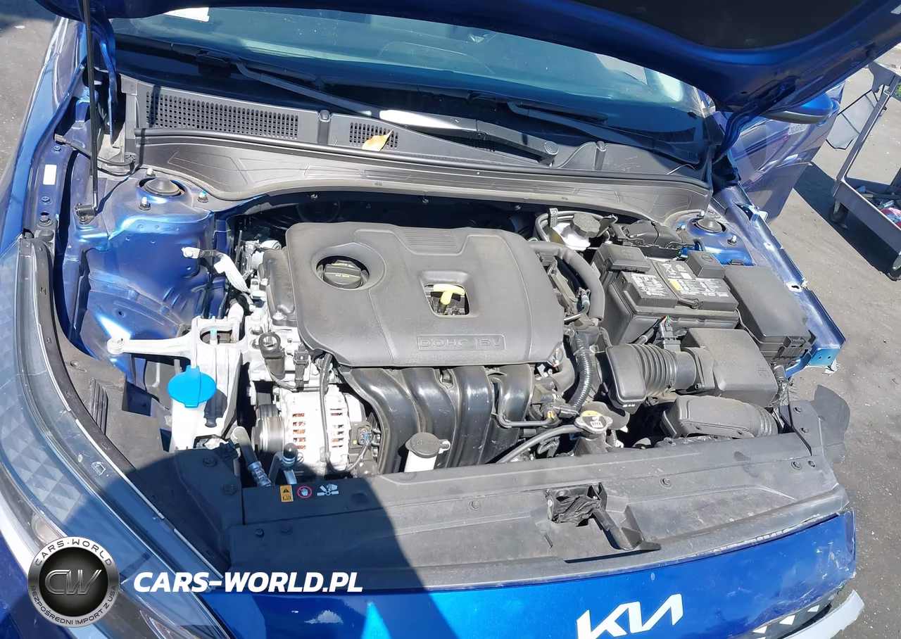 2024 Kia Forte Lxs VIN:3KPF24AD6RE695182 - 10