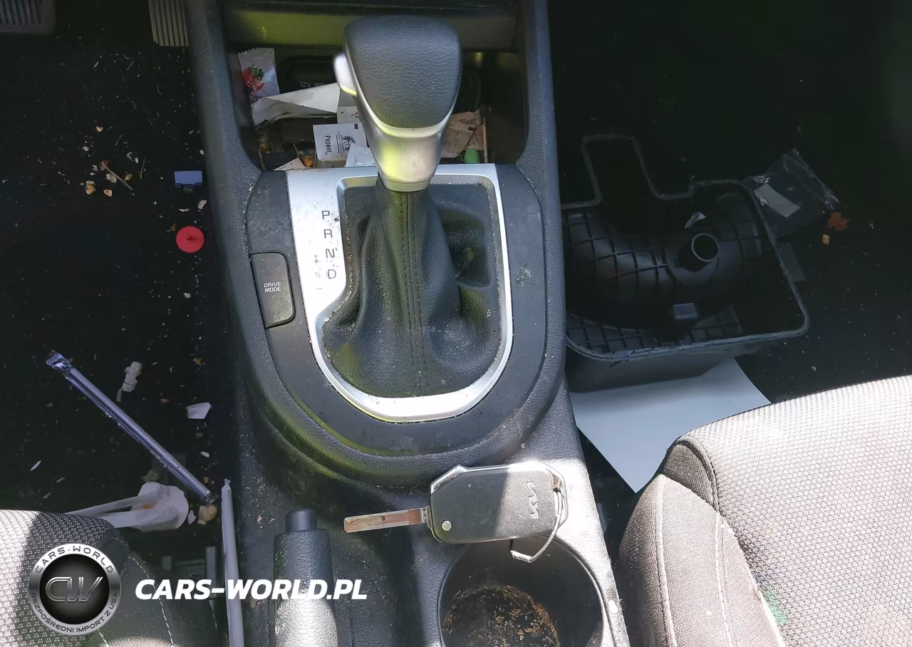 2024 Kia Forte Lxs VIN:3KPF24AD6RE695182 - 11