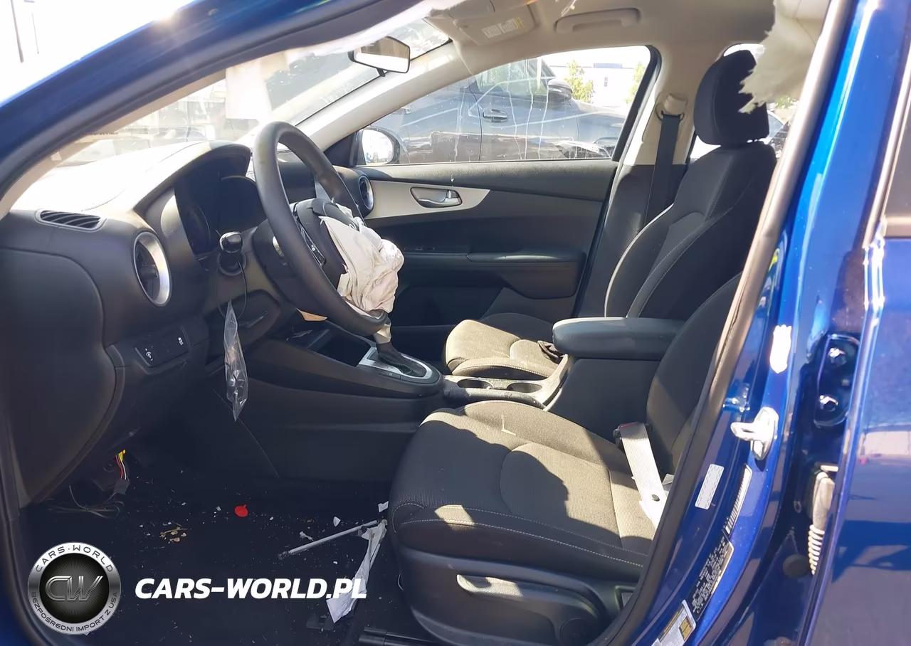 2024 Kia Forte Lxs VIN:3KPF24AD6RE695182 - 5