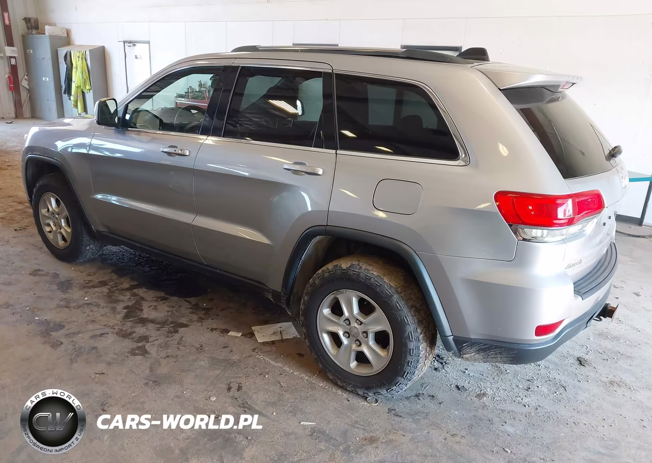 2015 Jeep Grand Cherokee Laredo VIN:1C4RJFAG6FC791340 - 3
