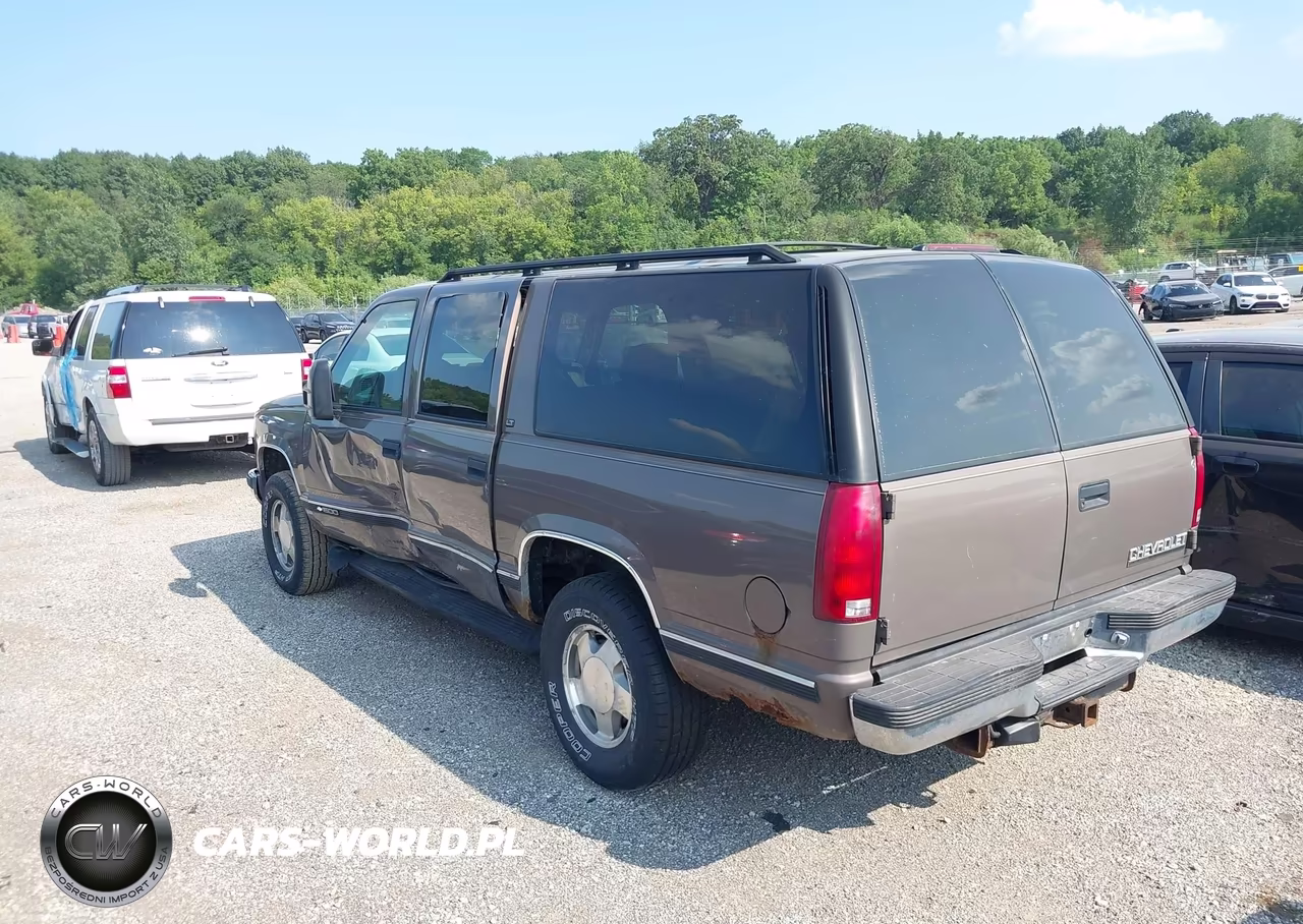 1998 Chevrolet Suburban 1500 VIN:1GNFK16R6WJ306534 - 3