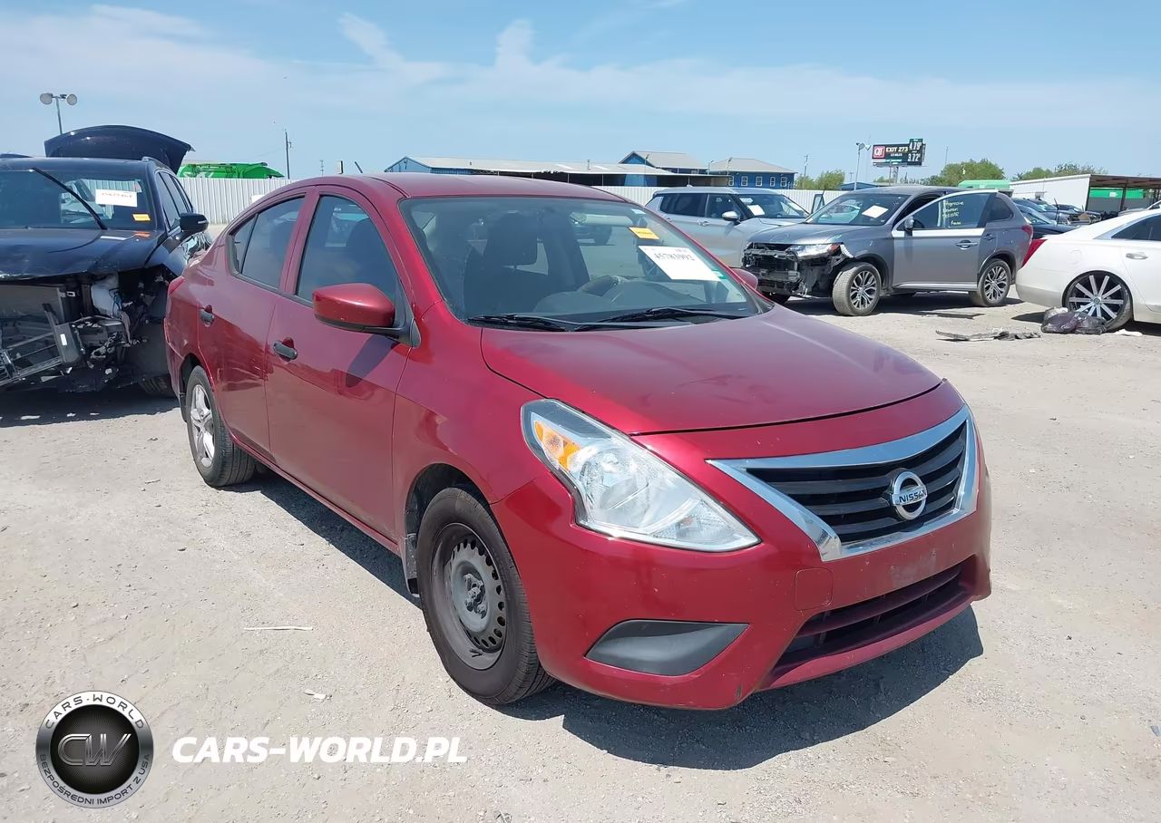 2018 Nissan Versa 1.6 S+