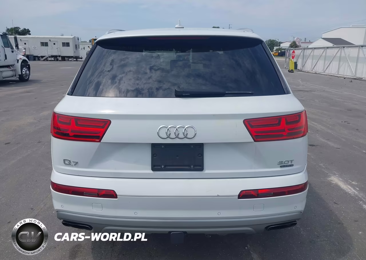 2017 Audi Q7 3.0T Premium VIN:WA1VAAF72HD030211 - 17