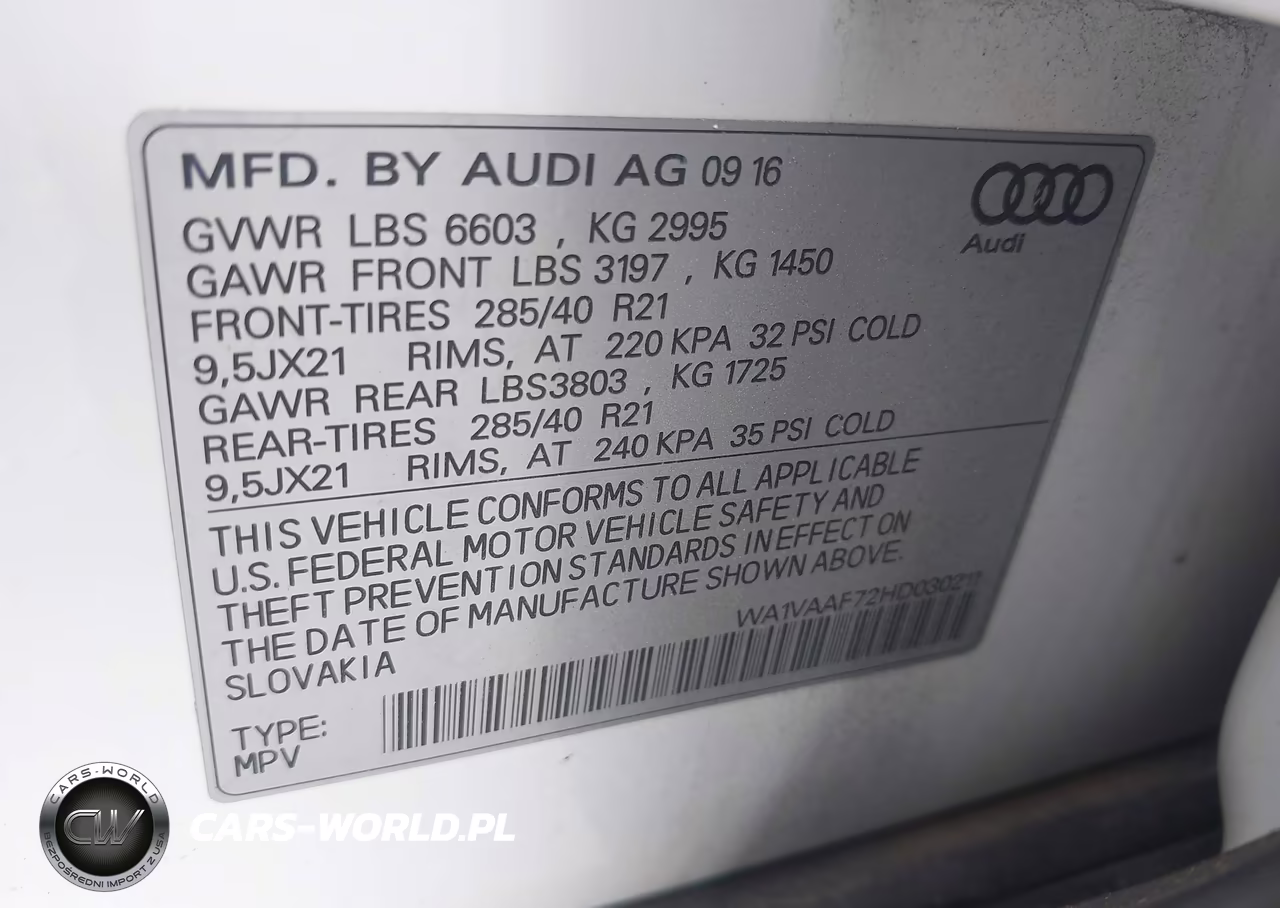 2017 Audi Q7 3.0T Premium VIN:WA1VAAF72HD030211 - 9