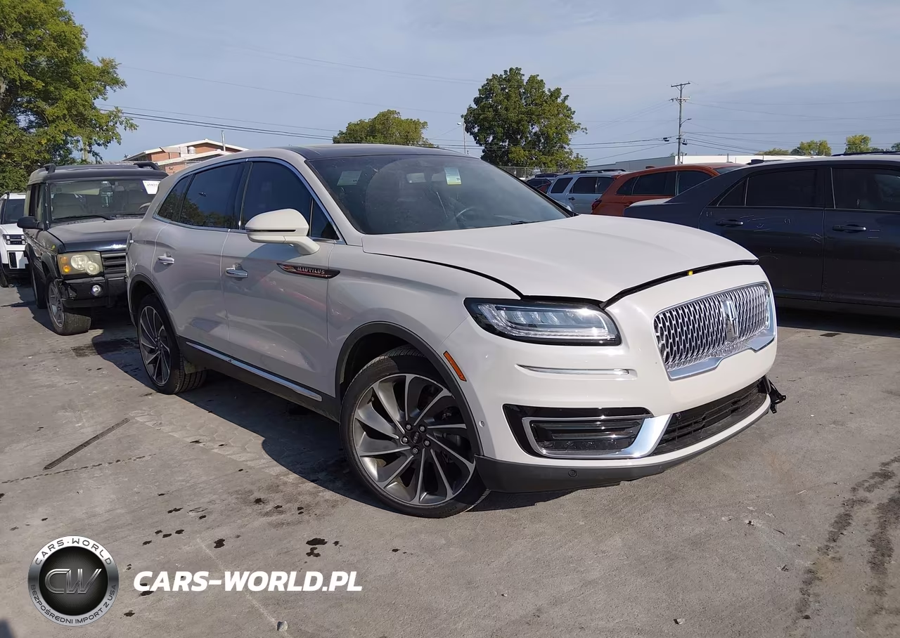 2020 Lincoln Nautilus Reserve