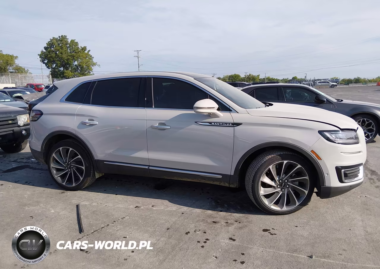 2020 Lincoln Nautilus Reserve VIN:2LMPJ8KP4LBL02995 - 13