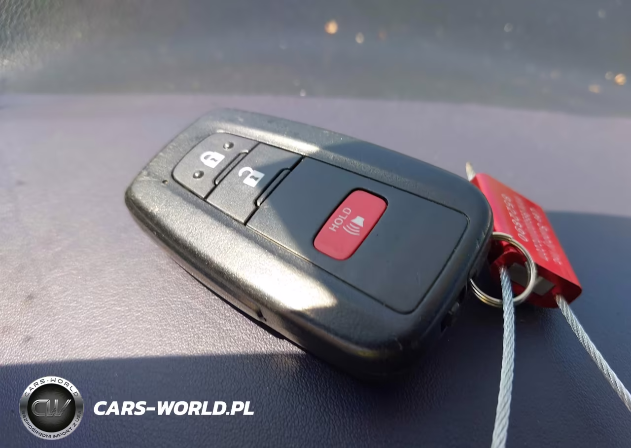 2020 Toyota C-Hr Xle VIN:JTNKHMBXXL1068755 - 11