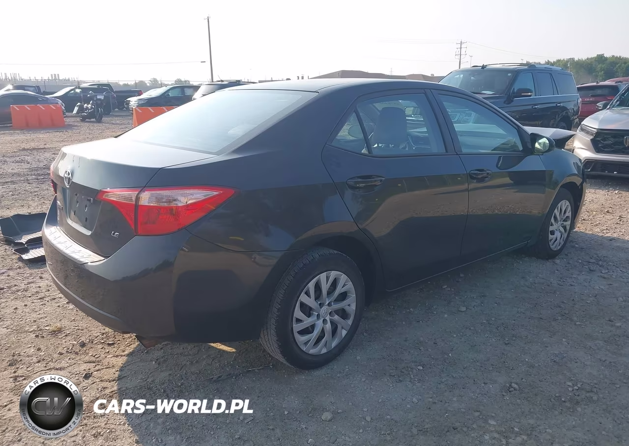 2017 Toyota Corolla Le VIN:2T1BURHE8HC897071 - 4
