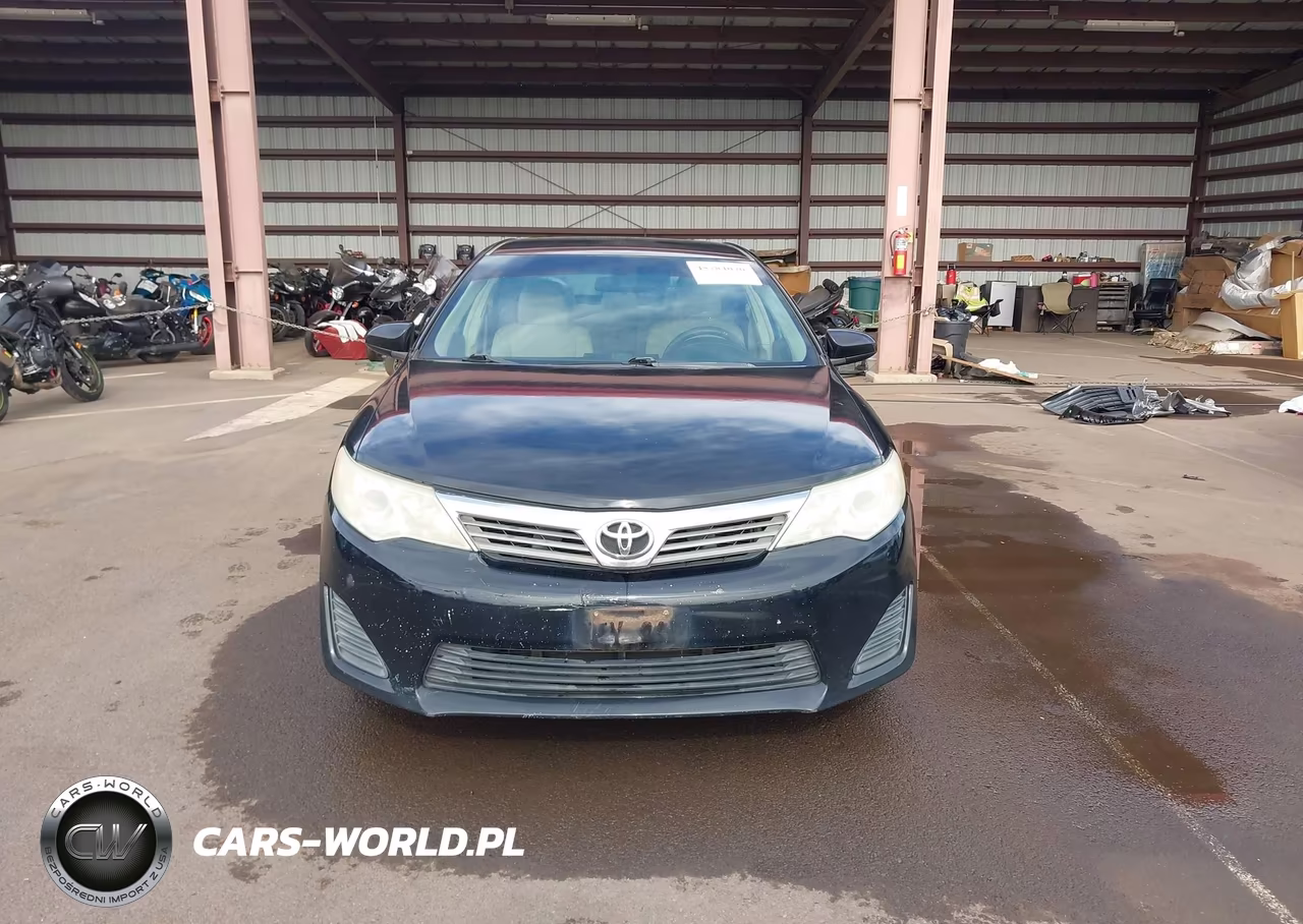 2014 Toyota Camry L VIN:4T1BF1FK1EU802512 - 12