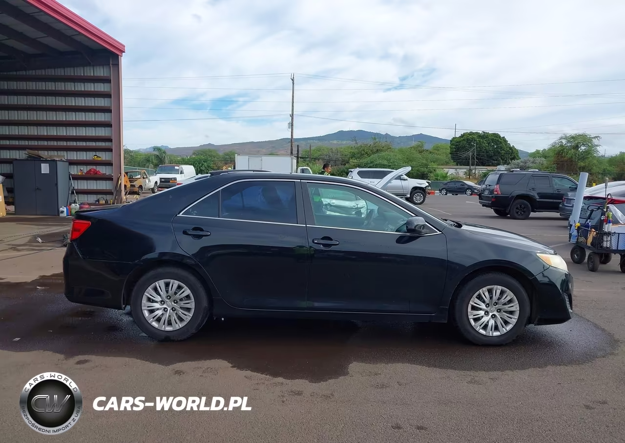 2014 Toyota Camry L VIN:4T1BF1FK1EU802512 - 13