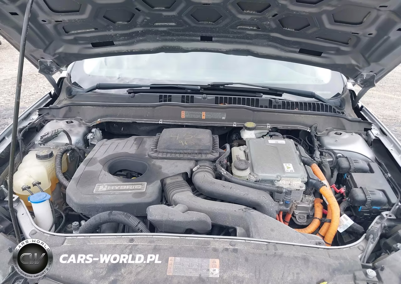2020 Ford Fusion Hybrid Se VIN:3FA6P0LU4LR196894 - 10
