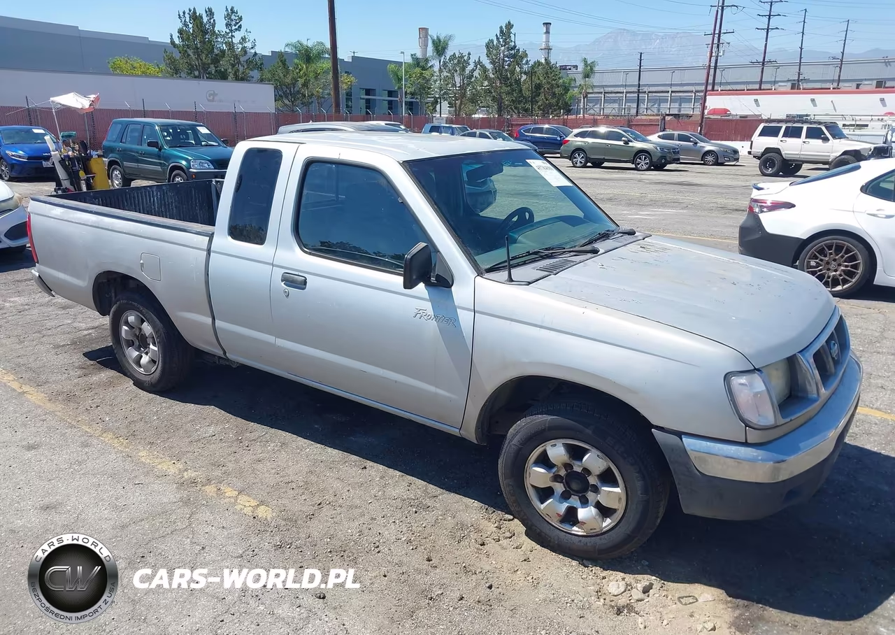 2000 Nissan Frontier Xe