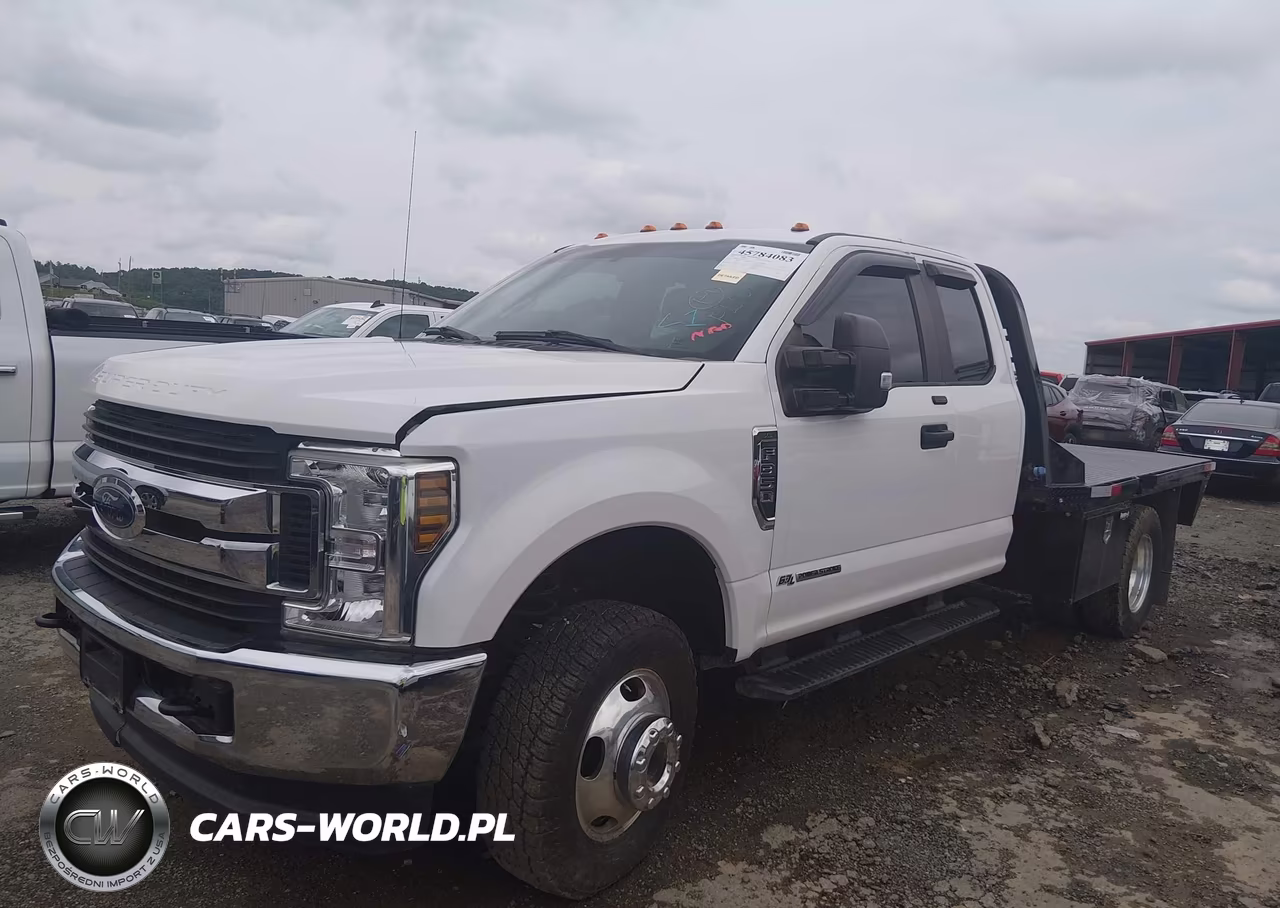2018 Ford F-350 Chassis Xl VIN:1FD8X3HT1JEC05759 - 2