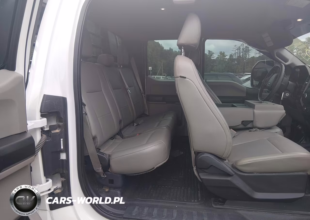 2018 Ford F-350 Chassis Xl VIN:1FD8X3HT1JEC05759 - 7