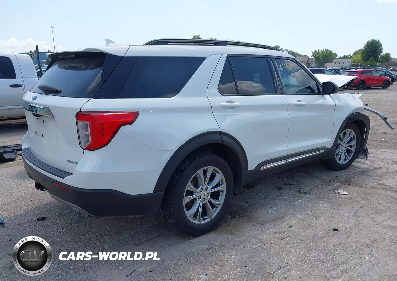 2021 Ford Explorer Xlt VIN:1FMSK8DH6MGA03155 - 4