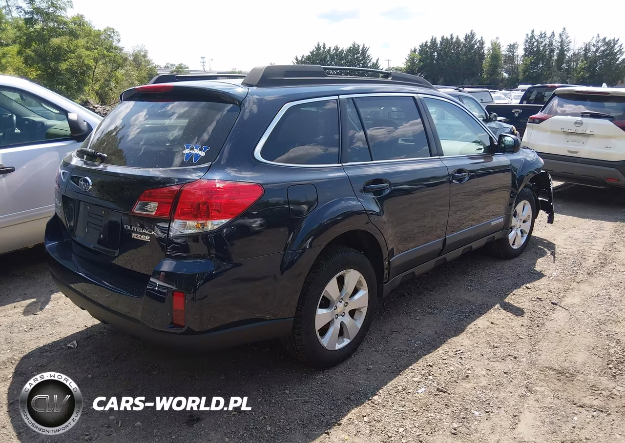 2012 Subaru Outback 2.5I Premium VIN:4S4BRBCC4C3208008 - 4