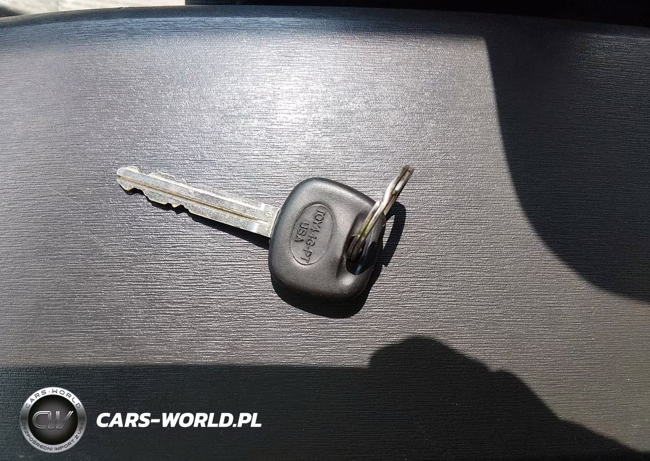 2011 Scion Tc VIN:JTKJF5C79B3013865 - 11