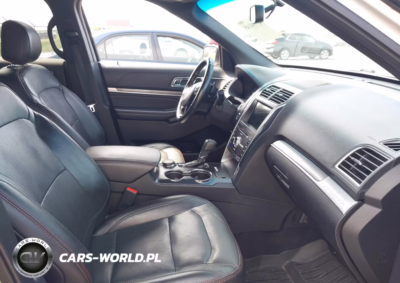 2017 Ford Explorer Sport VIN:1FM5K8GT5HGB42096 - 5