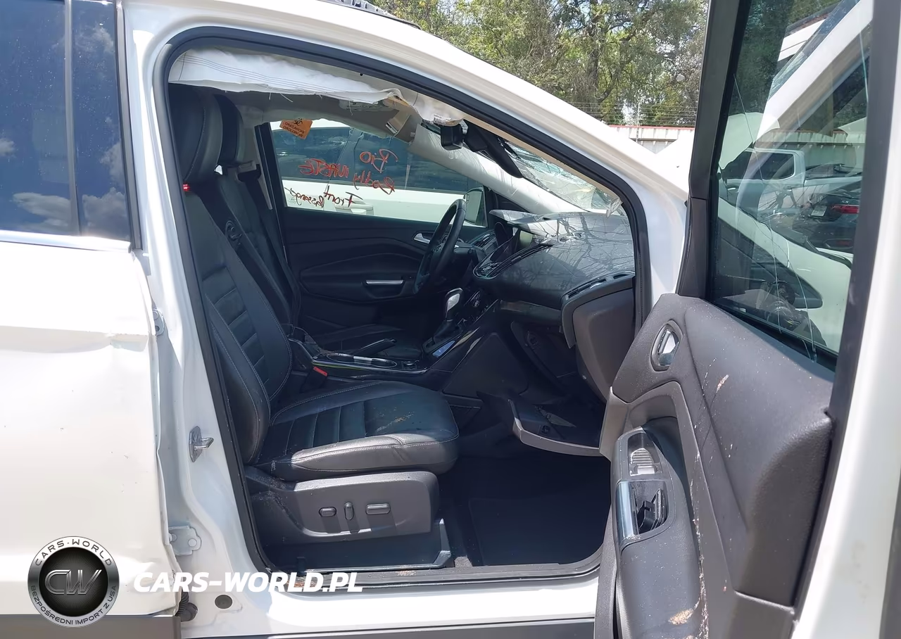2015 Ford Escape Titanium VIN:1FMCU0J98FUA77937 - 5