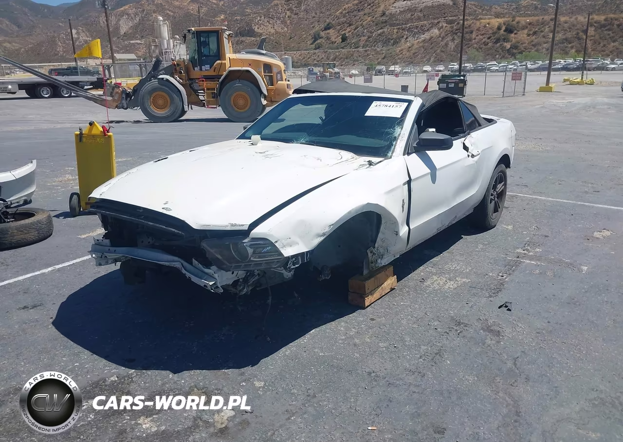 2014 Ford Mustang V6 VIN:1ZVBP8EM6E5208549 - 2