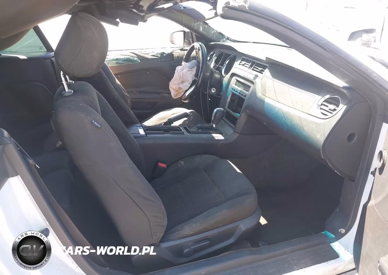 2014 Ford Mustang V6 VIN:1ZVBP8EM6E5208549 - 5