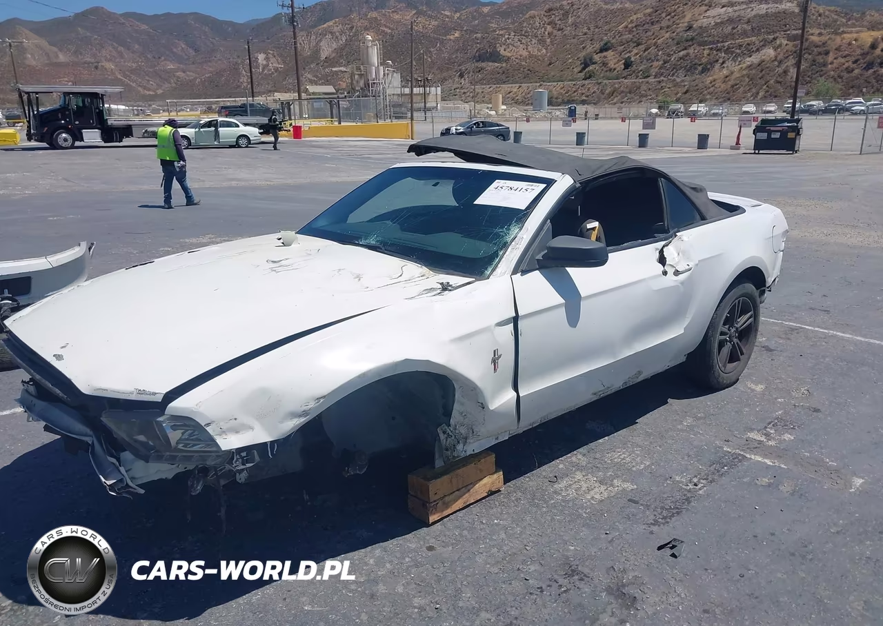 2014 Ford Mustang V6 VIN:1ZVBP8EM6E5208549 - 6