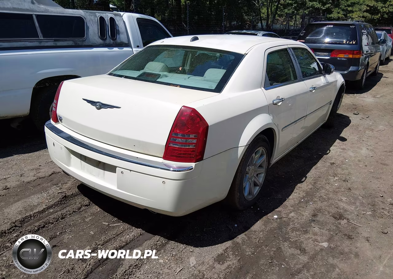 2005 Chrysler 300C VIN:2C3AA63H45H635834 - 4