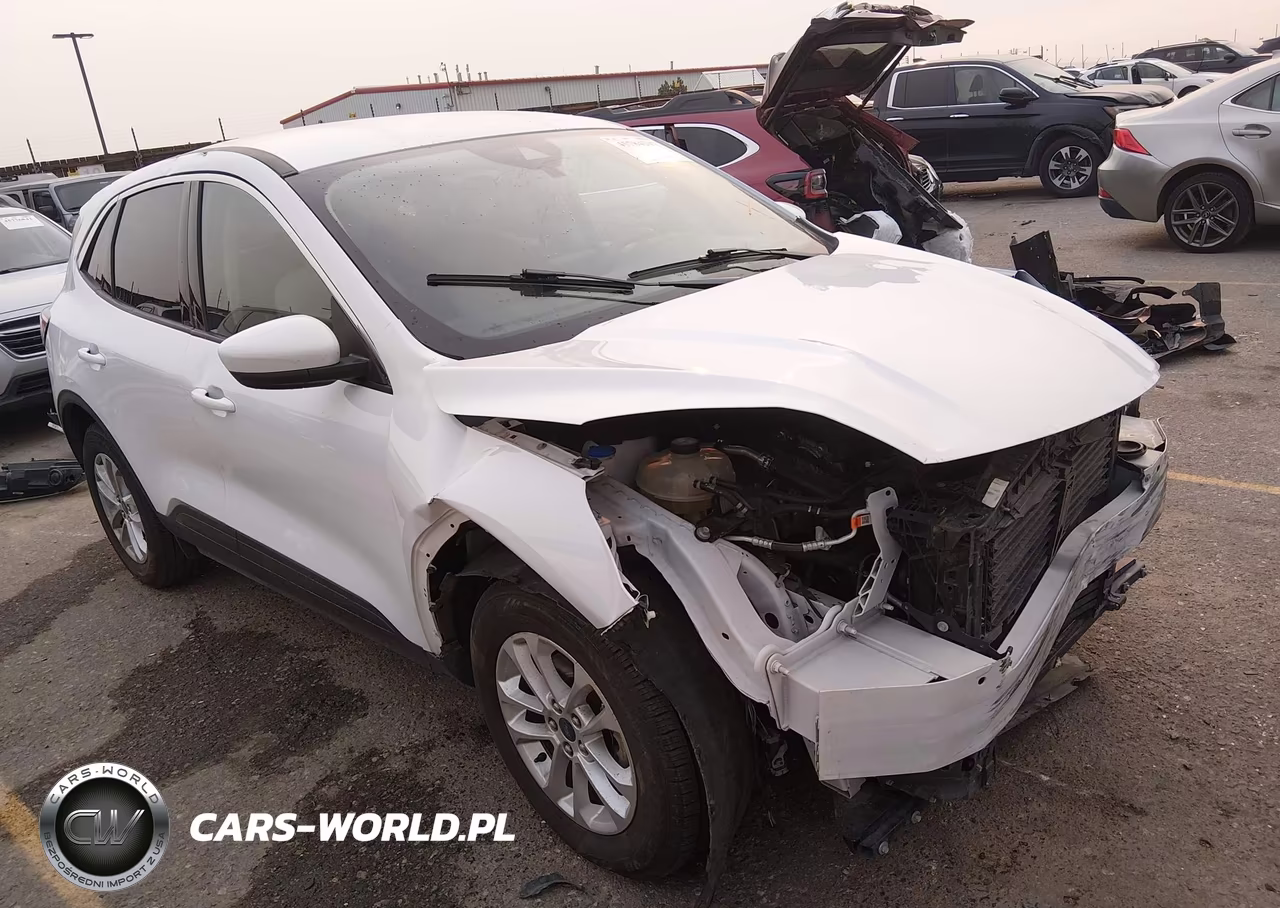 2020 Ford Escape Se