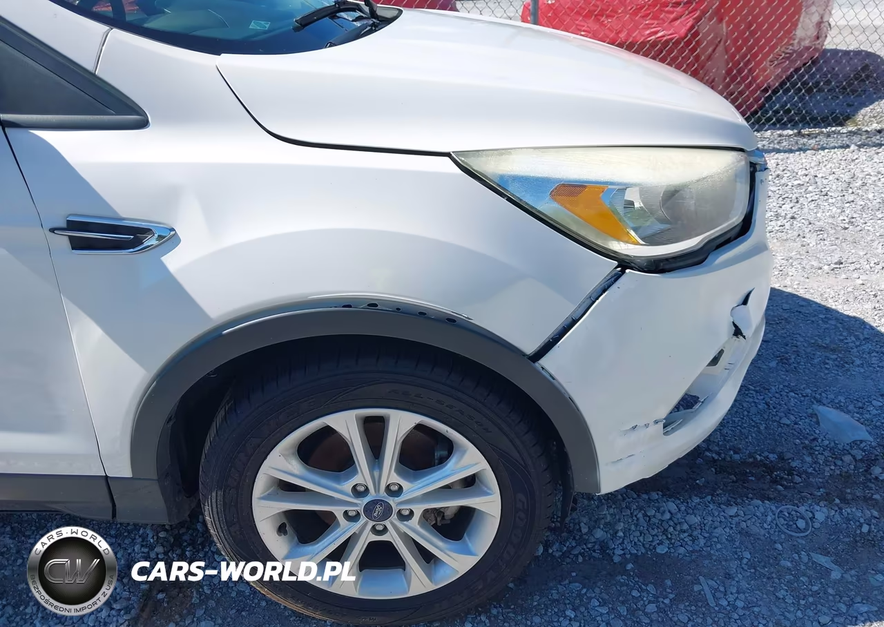 2017 Ford Escape Se VIN:1FMCU0GD6HUD83761 - 13