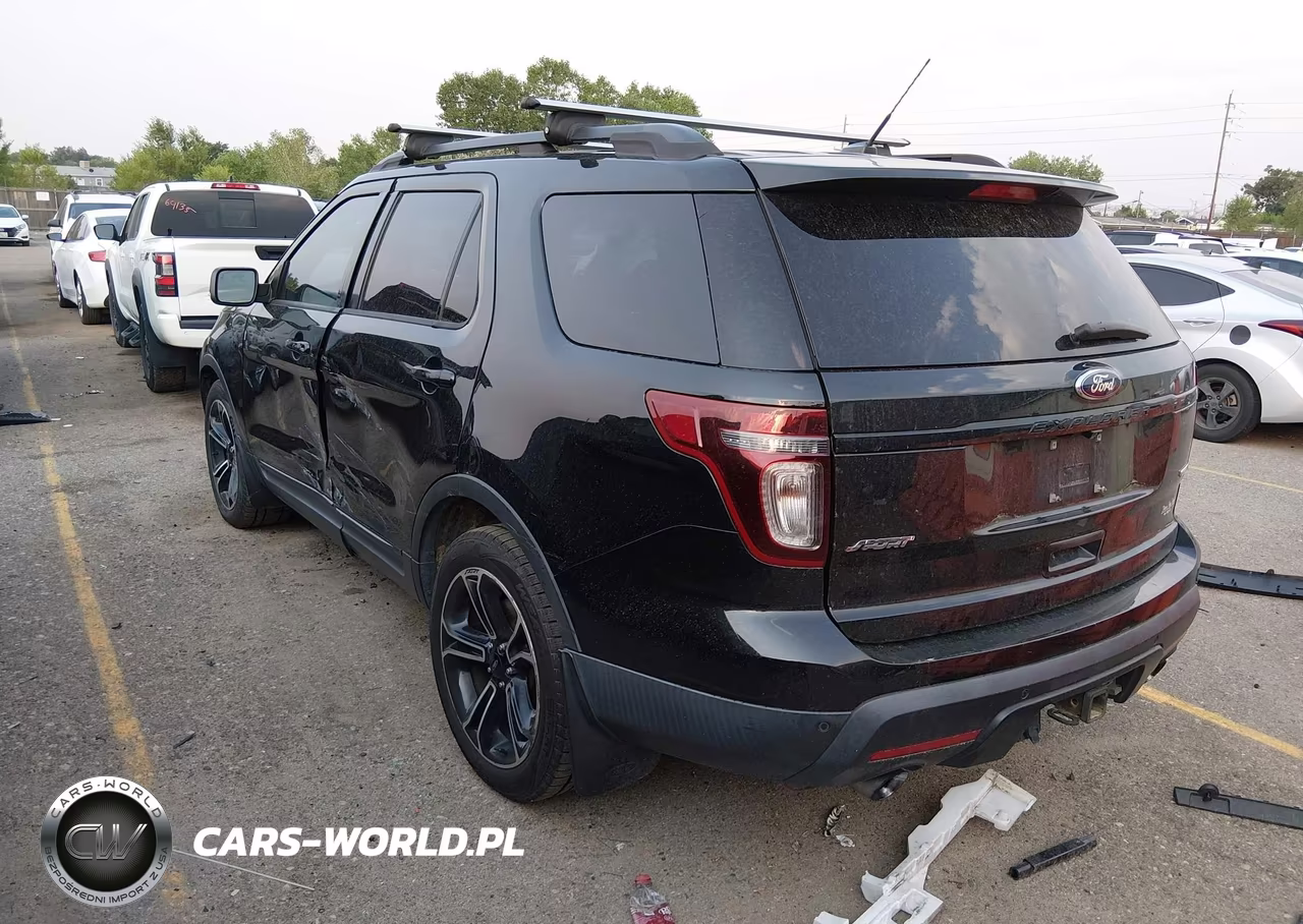 2015 Ford Explorer Sport VIN:1FM5K8GTXFGB02027 - 3