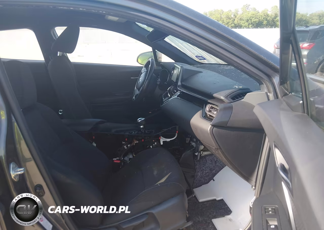 2018 Toyota C-Hr Xle VIN:NMTKHMBX8JR021095 - 5