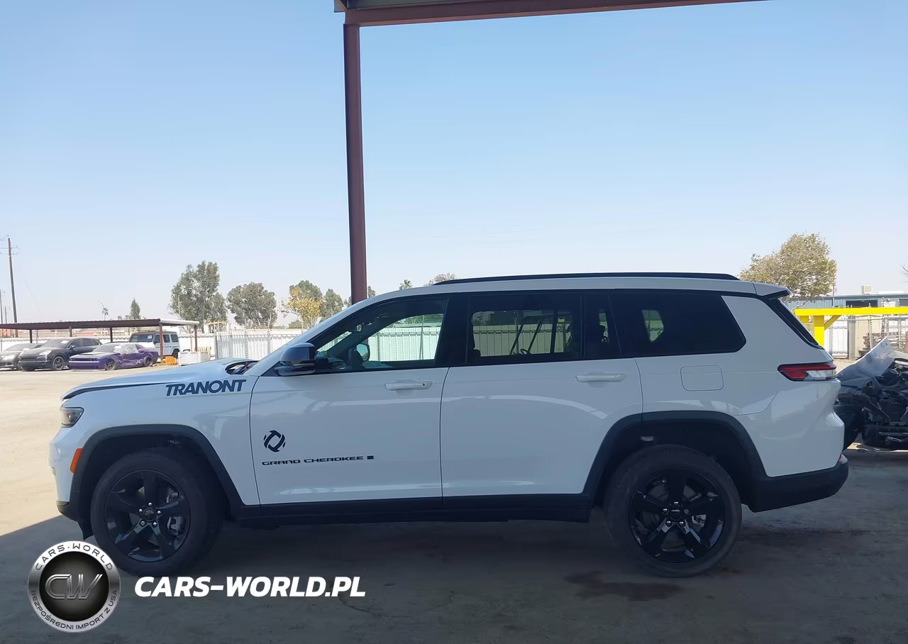 2024 Jeep Grand Cherokee L Limited 4X4 VIN:1C4RJKBGXR8579457 - 14