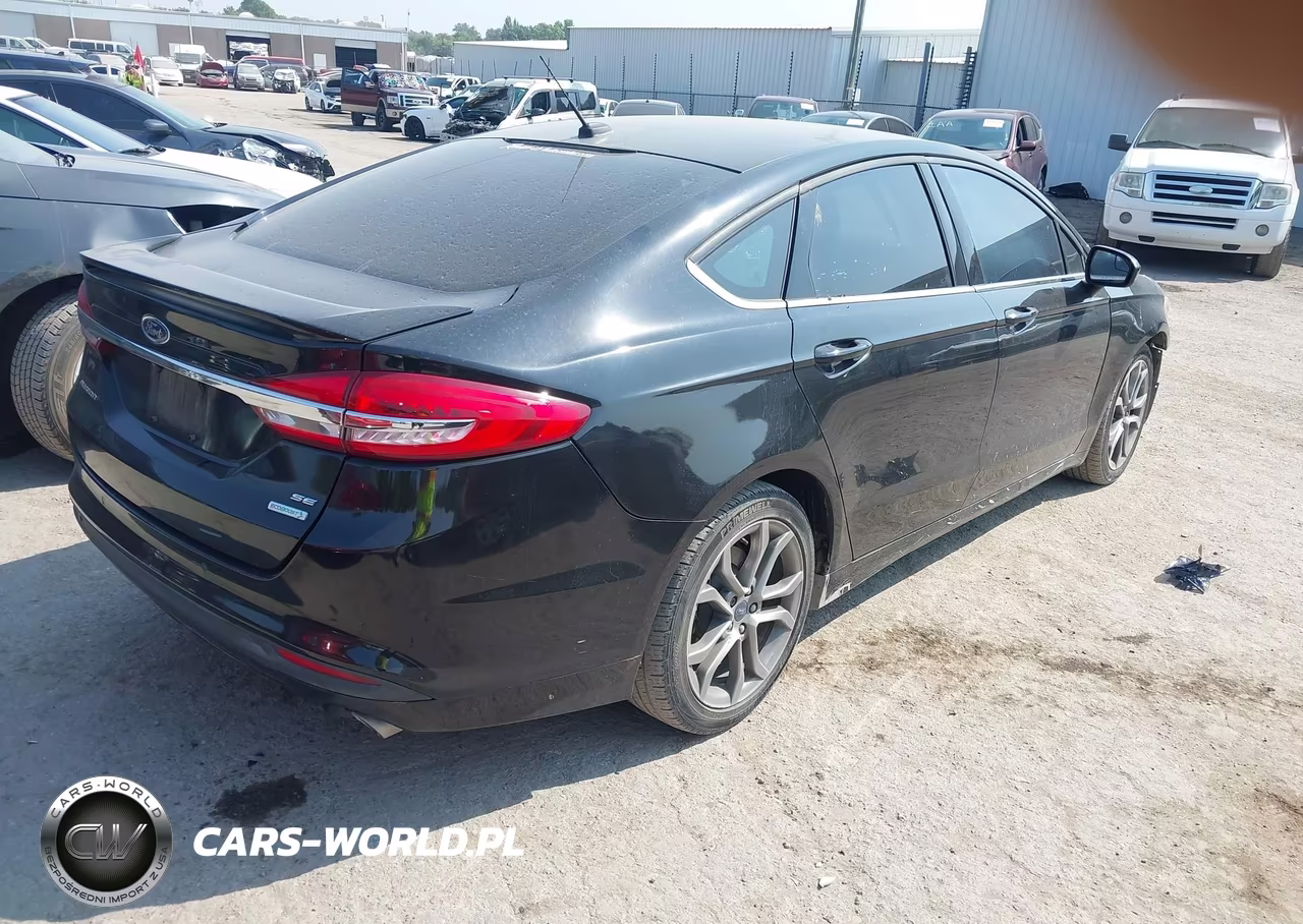 2017 Ford Fusion Se VIN:3FA6P0H77HR207364 - 4