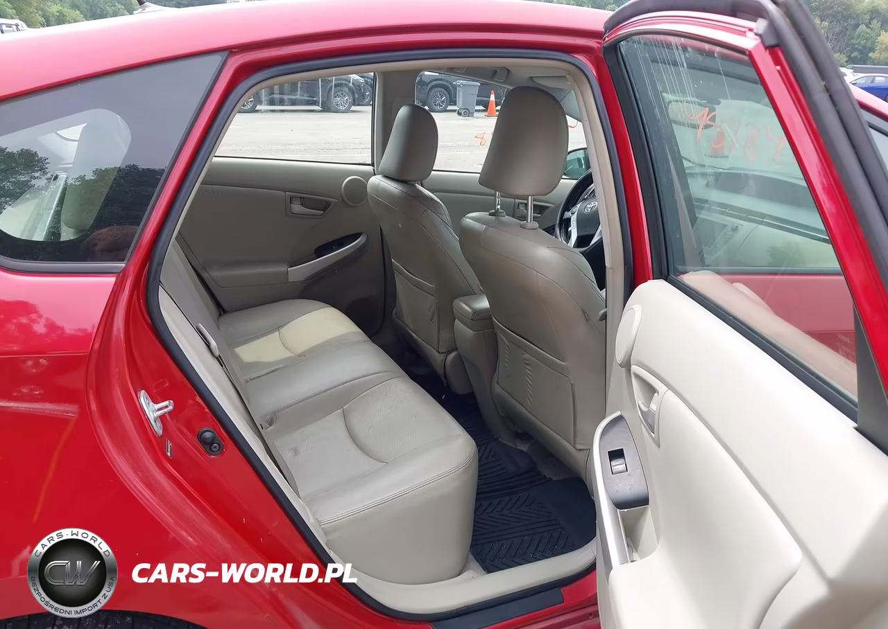 2011 Toyota Prius Four VIN:JTDKN3DU0B0302710 - 8