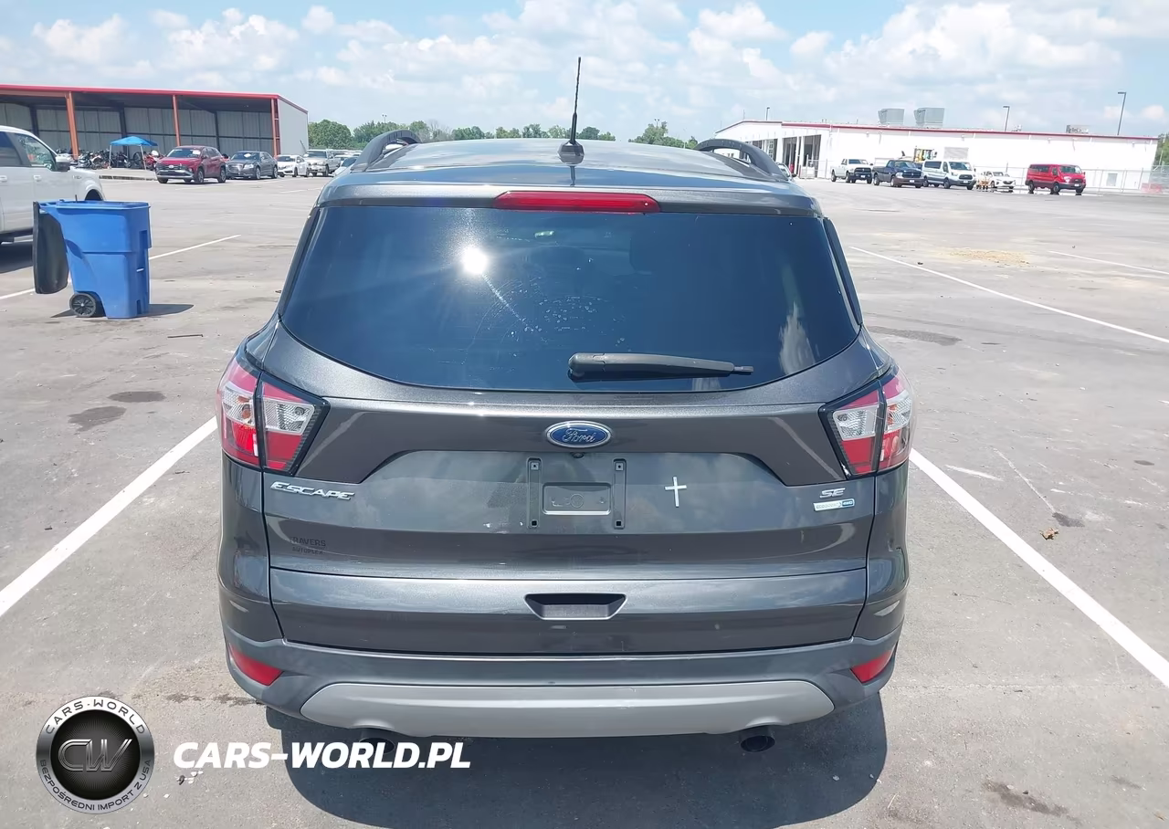 2018 Ford Escape Se VIN:1FMCU9GD2JUC14797 - 16