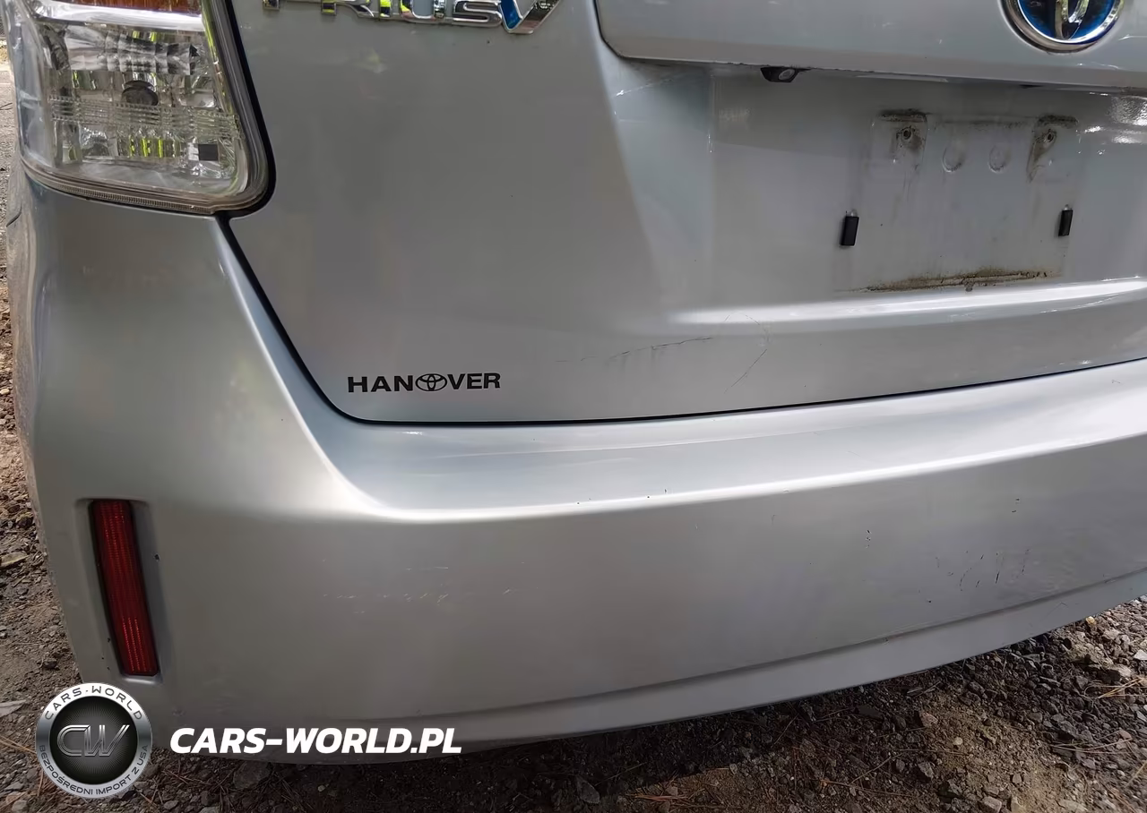 2013 Toyota Prius V Three VIN:JTDZN3EU2D3200596 - 6