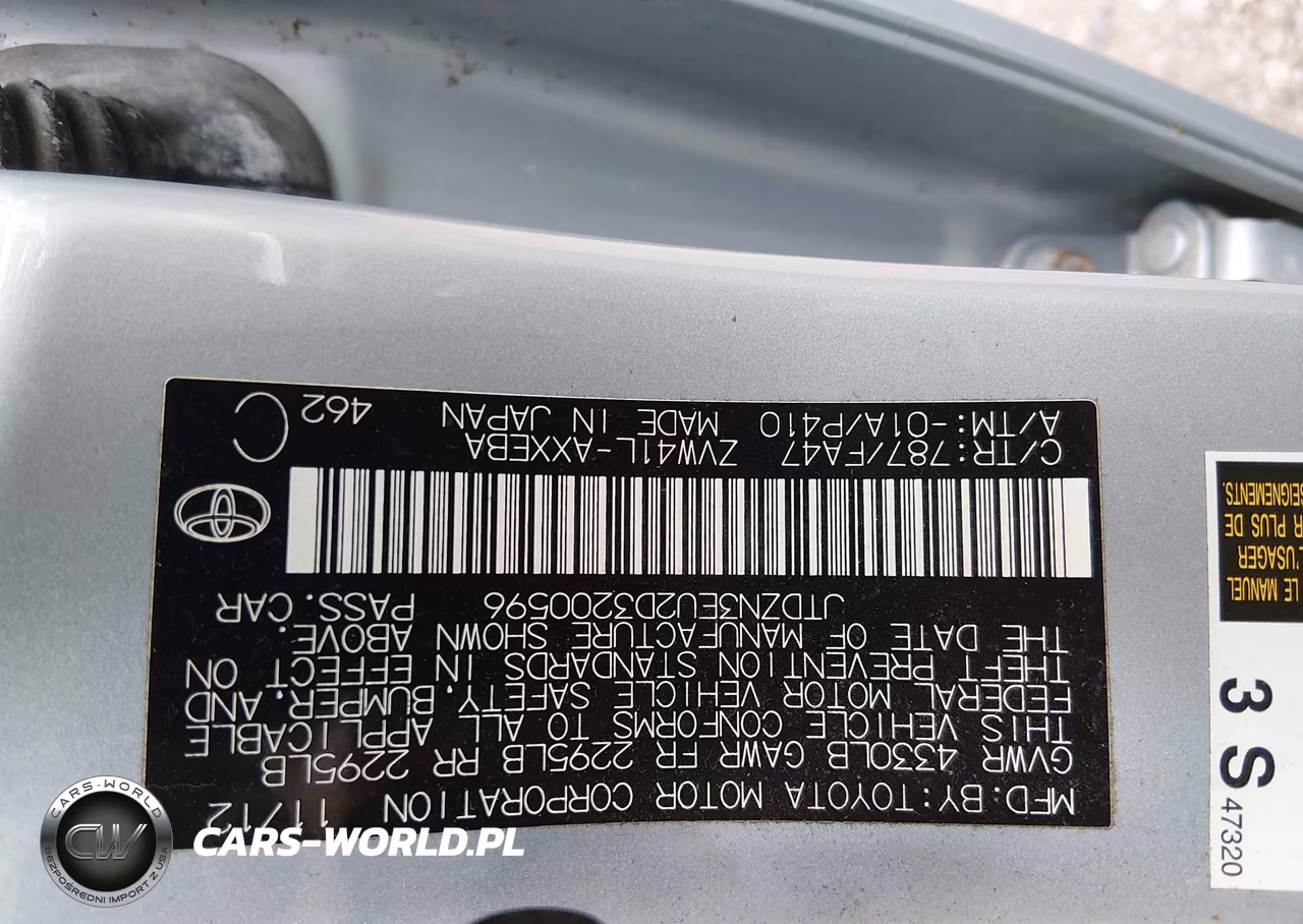 2013 Toyota Prius V Three VIN:JTDZN3EU2D3200596 - 9