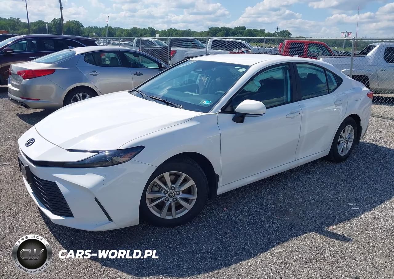 2025 Toyota Camry Le VIN:4T1DAACK4SU126046 - 2