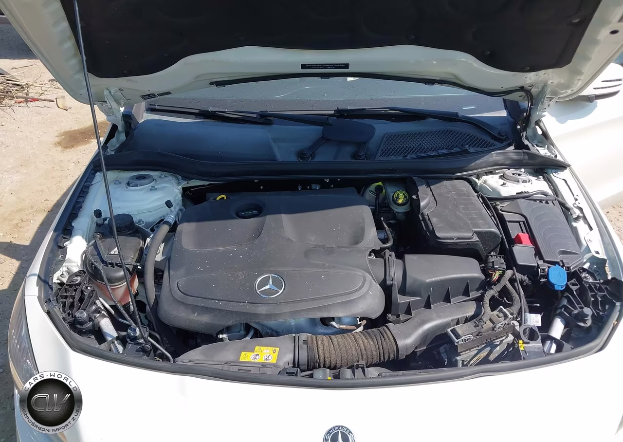 2018 Mercedes-Benz Cla 250 VIN:WDDSJ4EB3JN550763 - 10