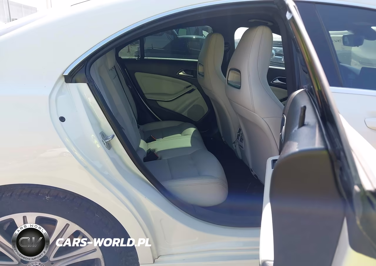 2018 Mercedes-Benz Cla 250 VIN:WDDSJ4EB3JN550763 - 8