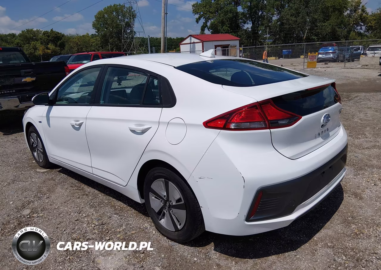 2020 Hyundai Ioniq Hybrid Blue VIN:KMHC65LC3LU231367 - 3