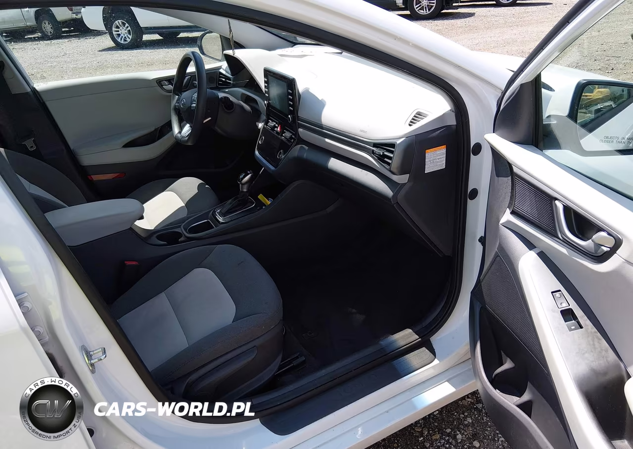 2020 Hyundai Ioniq Hybrid Blue VIN:KMHC65LC3LU231367 - 5