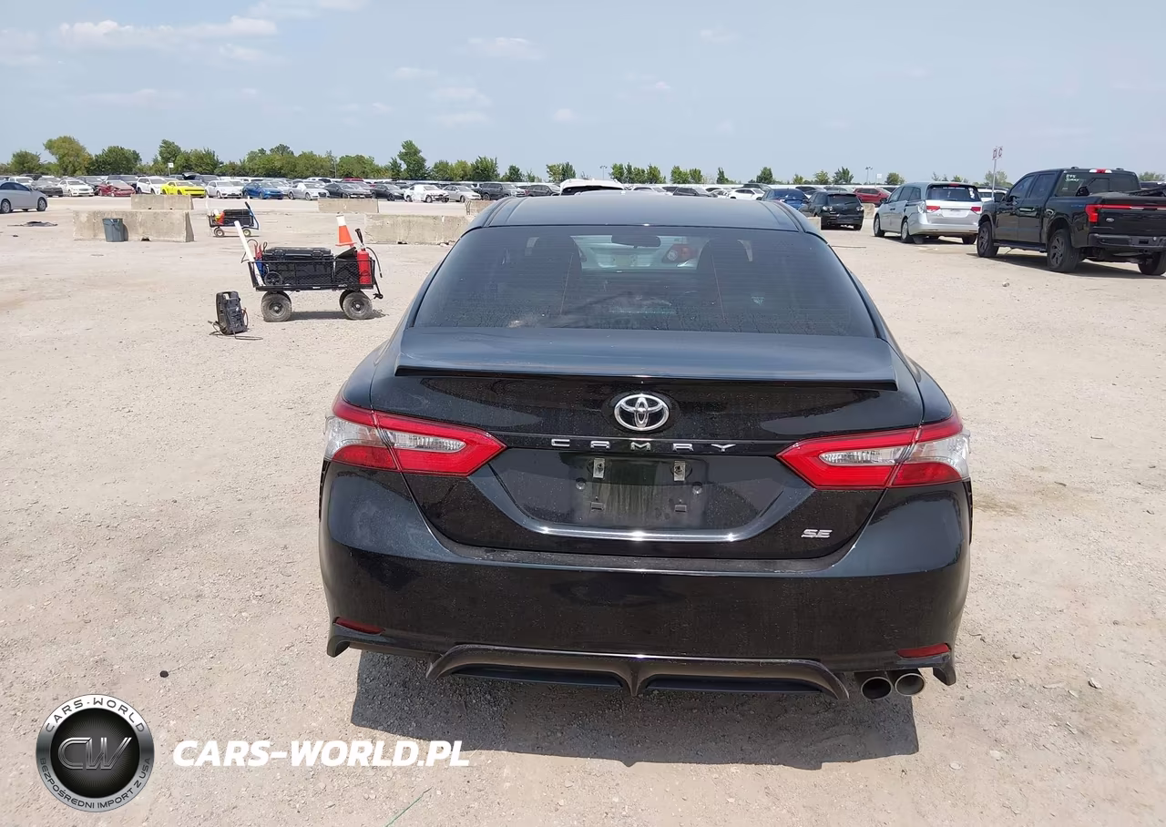 2018 Toyota Camry Se VIN:4T1B11HKXJU659940 - 16